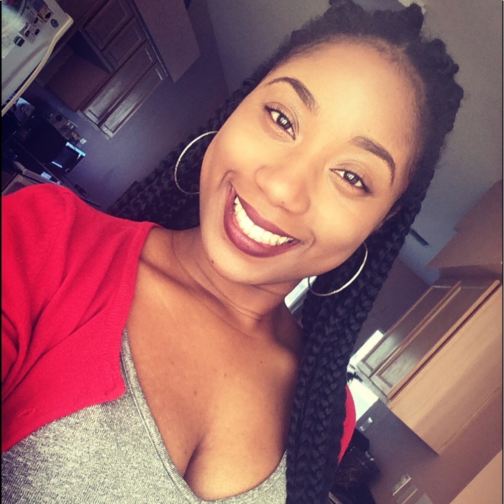 Meet your Posher, Necole